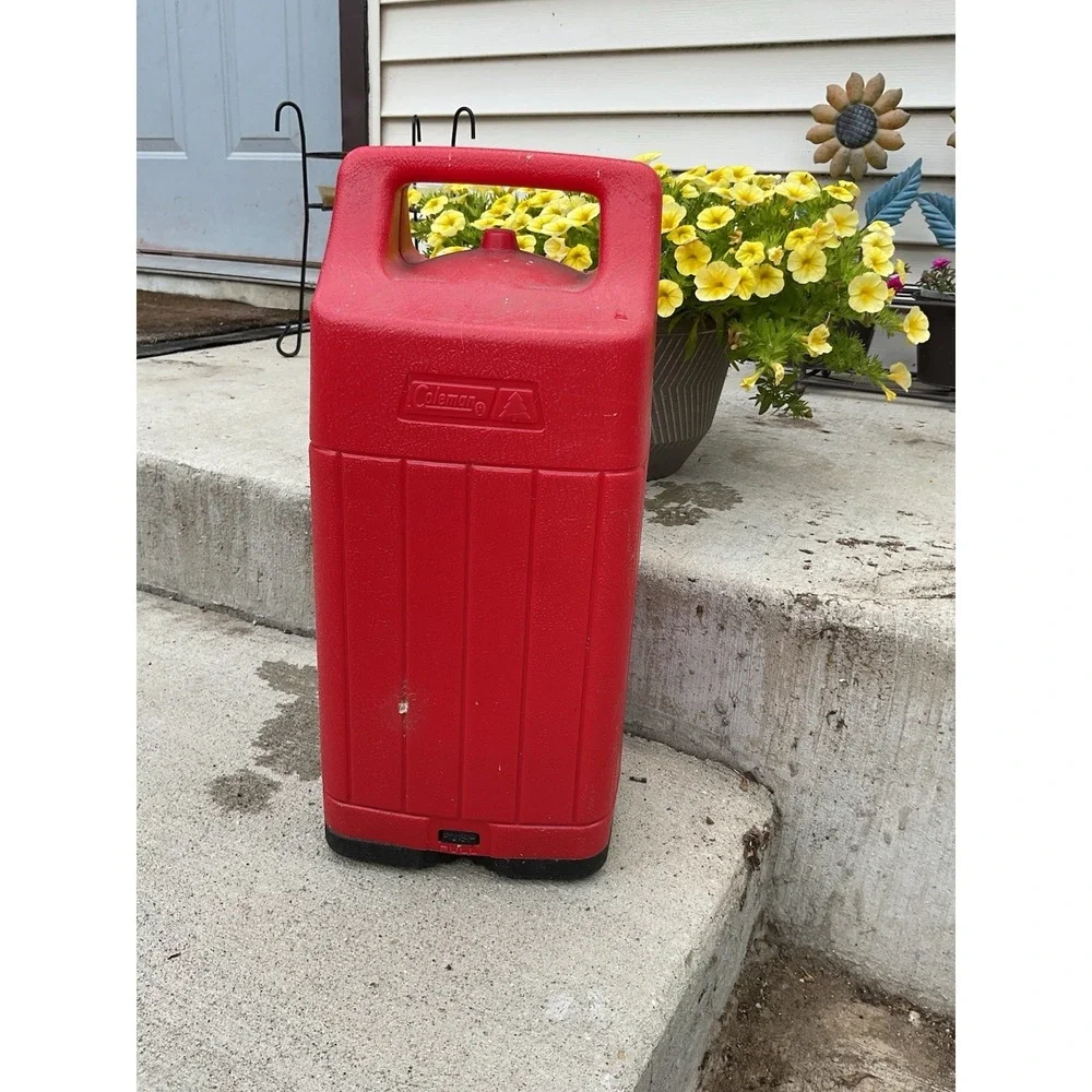 Coleman Lantern 220K Vintage 1981  With Red Case